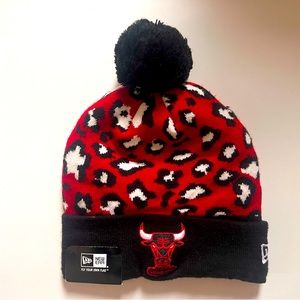 Red, black and white Chicago bulls beanie hat. Excellent condition